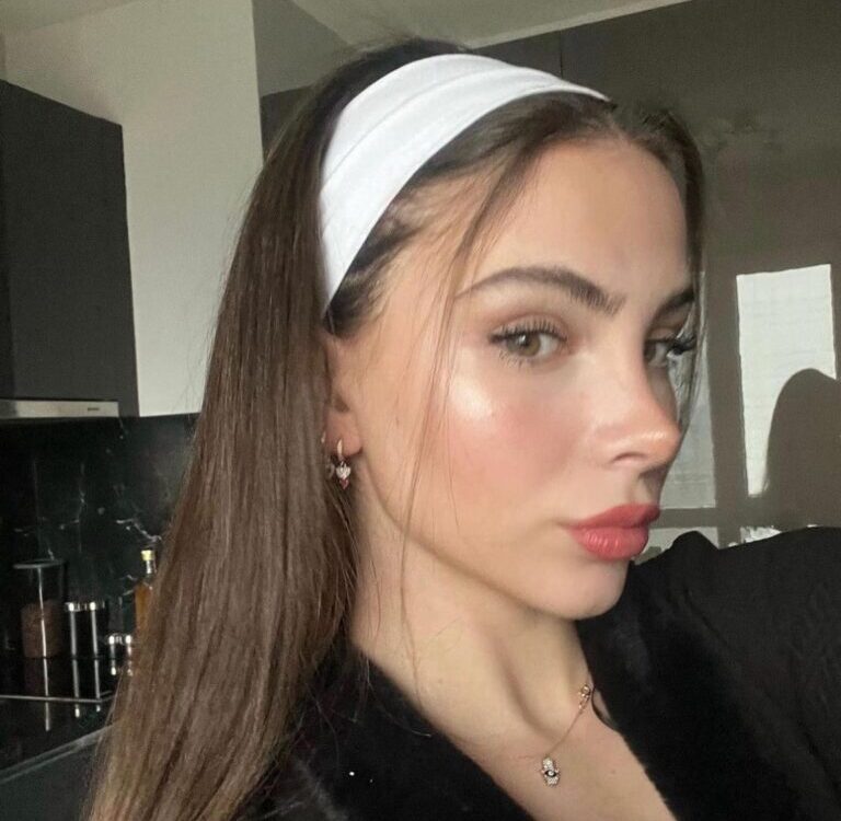 Rhinoplastie-Barbie